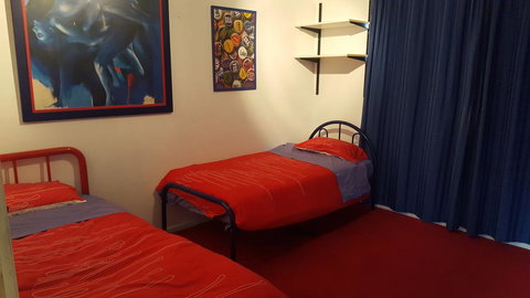 Rita's Family Friendly Studio - Hervey Bay Accommodation 3