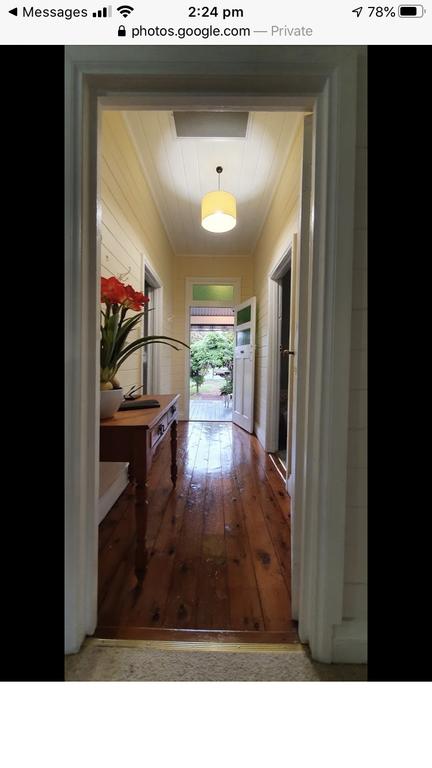 River Cottage - Hervey Bay Accommodation 3