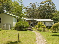 Riverbend - 5 acres only 9km to village