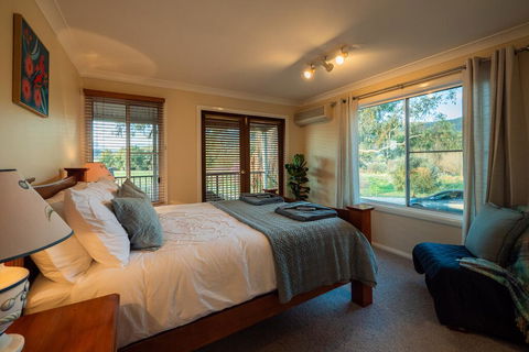 Riverview Farm & Guesthouse - Hervey Bay Accommodation 2
