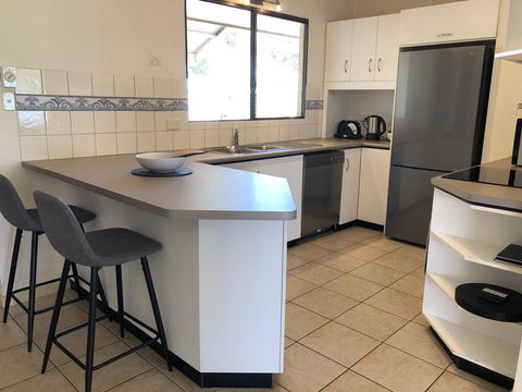 Riverwalk Retreat - Hervey Bay Accommodation 3