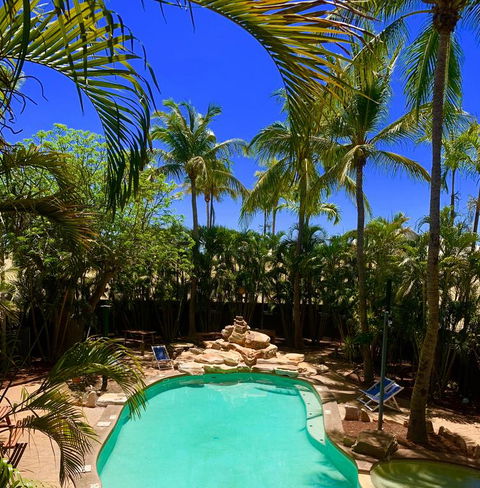Roey Backpackers And Party Bar - Tourism Hervey Bay 3