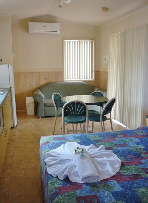 Roma Big Rig Tourist Park - Tourism Hervey Bay 3