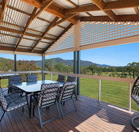 Rosamund House in Broke 4br House in walking distance to Cellar Doors - Hervey Bay Accommodation