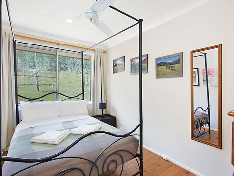 Rosamund House In Broke, 4br House In Walking Distance To Cellar Doors - Hervey Bay Accommodation 1