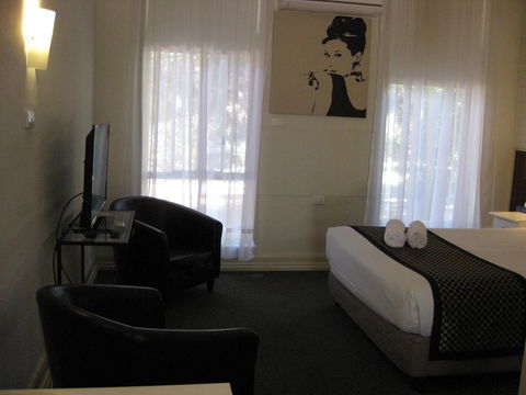 Rose City Motor Inn - Hervey Bay Accommodation 1
