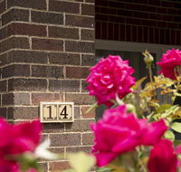Rose Cottage - Charming Double Brick - Near Cook Park  CBD - Hervey Bay Accommodation