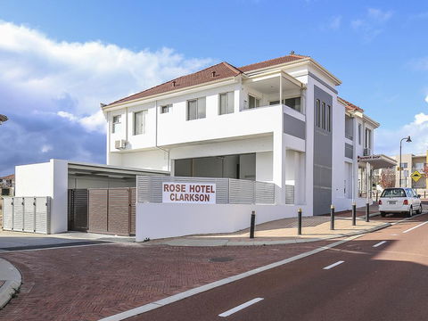 Rose Hotel Clarkson - Tourism Hervey Bay 1