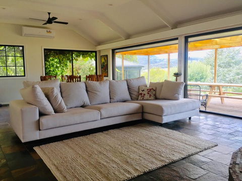 Rosewhite House - Hervey Bay Accommodation 1