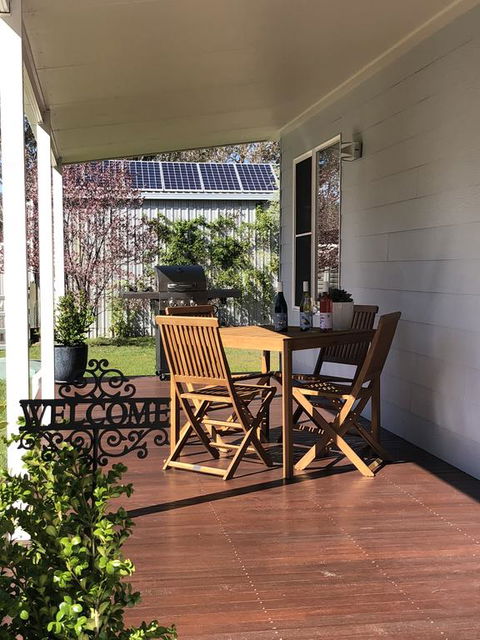 Rosewood Cottage - Hervey Bay Accommodation 1