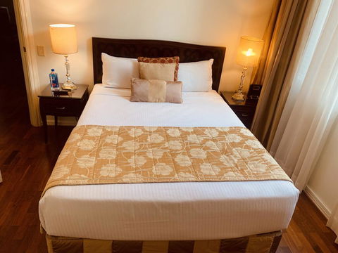 Royal Albert Hotel - Hervey Bay Accommodation 3