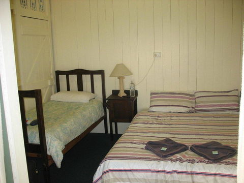 Royal Hotel Herberton - Hervey Bay Accommodation 1