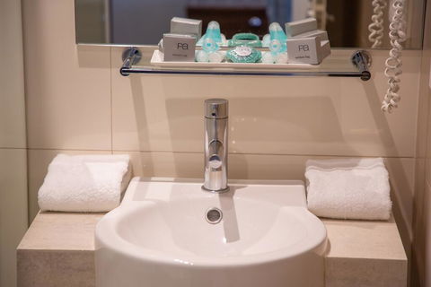 Royal Hotel Randwick - Hervey Bay Accommodation 1