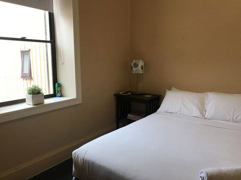 Royal Mail Hotel Kingston - Hervey Bay Accommodation 0