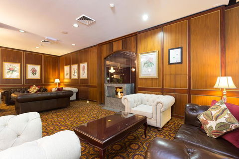 Royal On The Park - Hervey Bay Accommodation 2