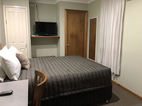 Roydons Motor Inn - Hervey Bay Accommodation 3