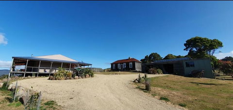 Ruby's Cottage Farm Stay - Hervey Bay Accommodation 0