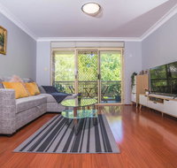 Rustic Hardwood 2 Bedroom Apartment in Randwick - Hervey Bay Accommodation