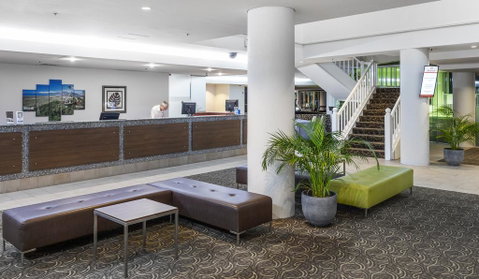 Rydges Esplanade Resort Cairns - Hervey Bay Accommodation 2