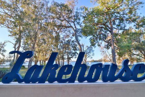 Sail N Surf - Hervey Bay Accommodation 0