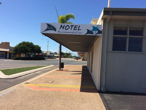 Sails On Main - Tourism Hervey Bay 3