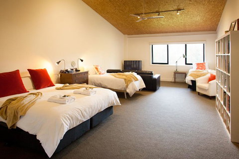 Saladin Lodge - Hervey Bay Accommodation 1