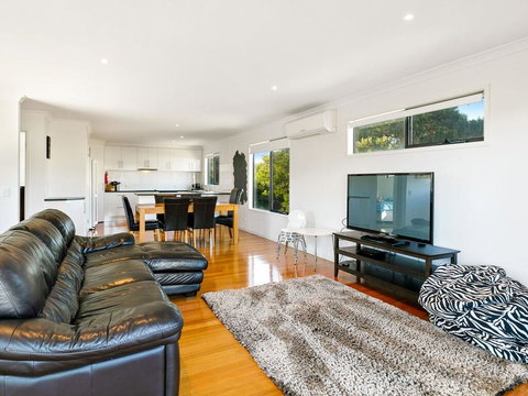 Saltwater Place - Tourism Hervey Bay 1