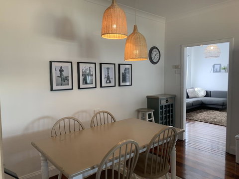 Salty Cottage Northam - Hervey Bay Accommodation 1