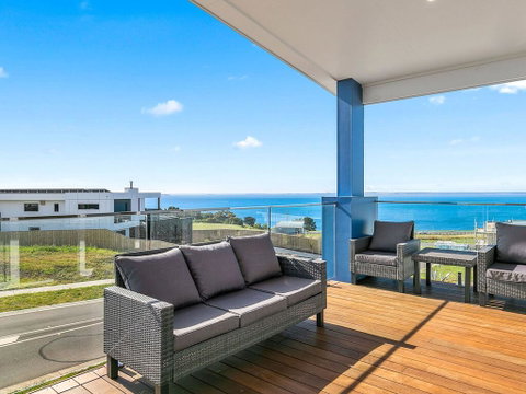 San Freemo - Hervey Bay Accommodation 0