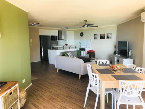 Sanctuary Beach Resort - Tourism Hervey Bay 3