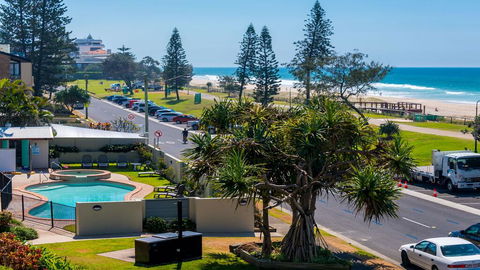 Sandrift Beachfront Apartments - Hervey Bay Accommodation 0