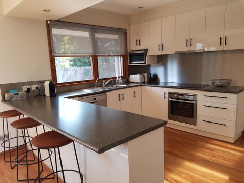 Sandy Bottoms - Hervey Bay Accommodation 1