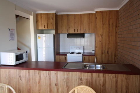 Sapphire Court - Hervey Bay Accommodation 1