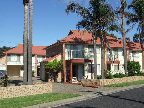 Sapphire Court - Hervey Bay Accommodation 0