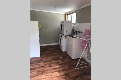 SAREAL PARK - Hervey Bay Accommodation 2