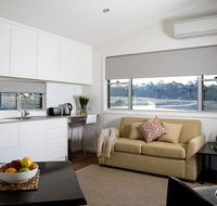 Savannah Cabins Taronga Western Plains Zoo - Hervey Bay Accommodation