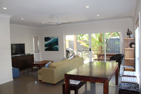 Sawtell Swells - Tourism Hervey Bay 1