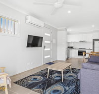 Scott Street Couples Getaway - Hervey Bay Accommodation