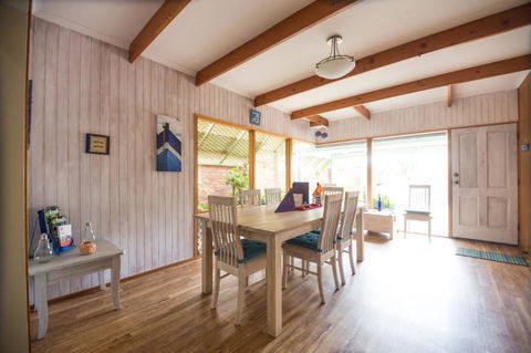 Sea J's, Brighton - Tourism Hervey Bay 2
