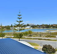 Sea Side 104 - Hervey Bay Accommodation