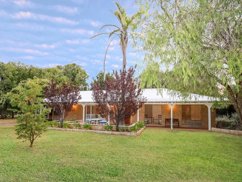 Seabreeze House - So Close To The Beach - Hervey Bay Accommodation 0
