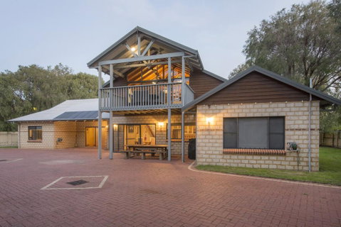 Seagull - Hervey Bay Accommodation 0