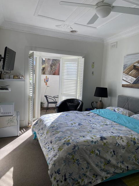 Seaside Home - Tourism Hervey Bay 0