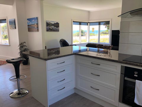 Seaside Retreat - Tourism Hervey Bay 3