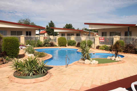 Seaspray Beach Holiday Park - Tourism Hervey Bay 0