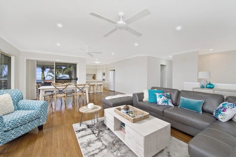 SEAVIEW DREAM - Bonny Hills - Hervey Bay Accommodation 2