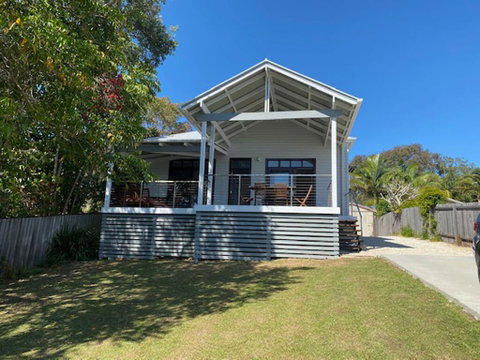 Seaview On Byron - Hervey Bay Accommodation 0