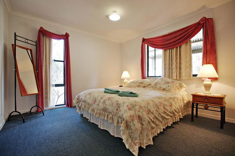 Serenity Grove - Hervey Bay Accommodation 0