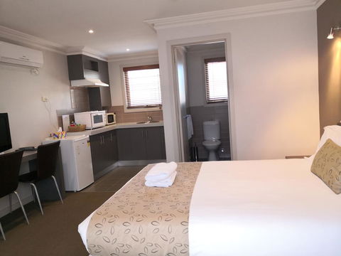 Seymours On Lydiard - Hervey Bay Accommodation 1