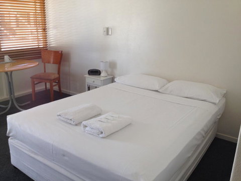 Shell Motel (Pearly Shell Motel) - Tourism Hervey Bay 3